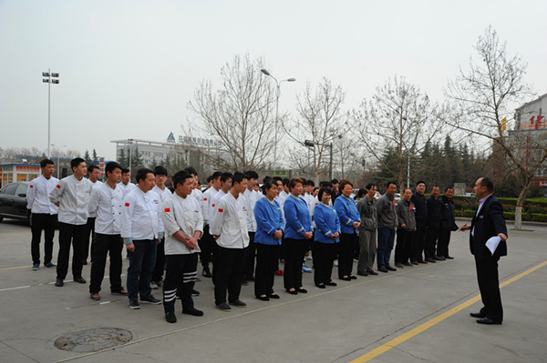 召開春季運動會  迎接牡丹文化節(jié)